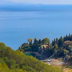 Eros Sea View Lejlighed *